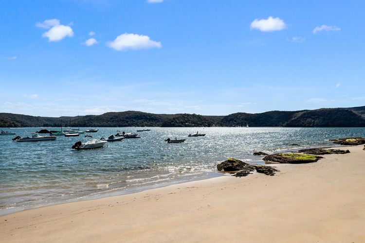 Waters Edge Pittwater by TCC