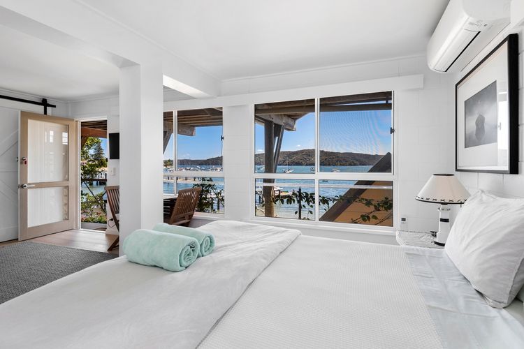 Waters Edge Pittwater by TCC