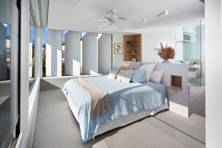 Bungan Beach House by TCC