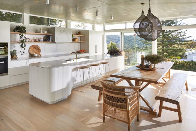 Bungan Beach House by TCC