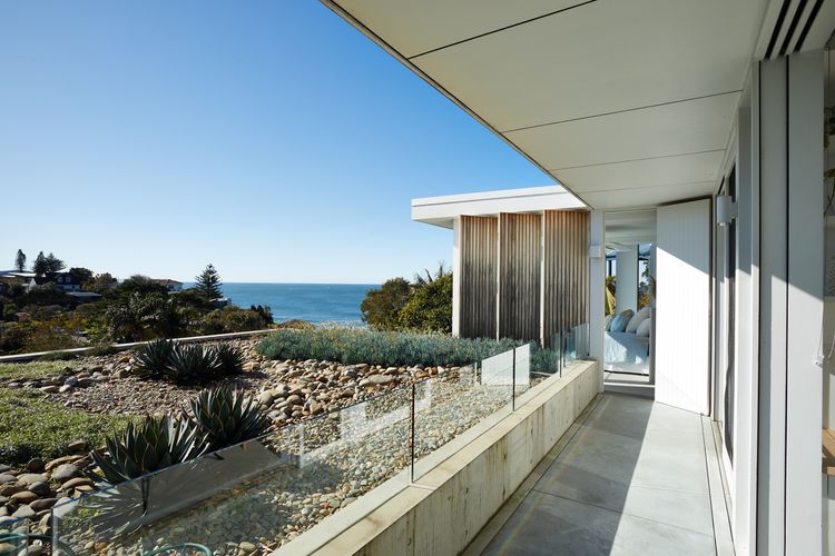 Bungan Beach House by TCC