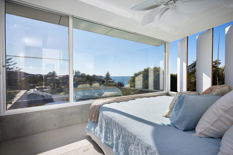 Bungan Beach House by TCC