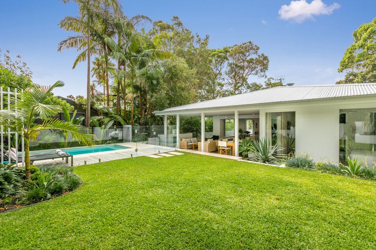 Marbella Beach House by TCC