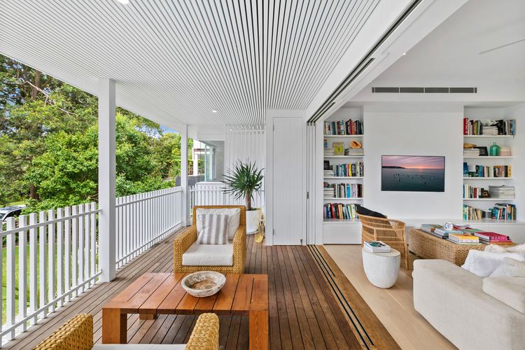 Marbella Beach House by TCC