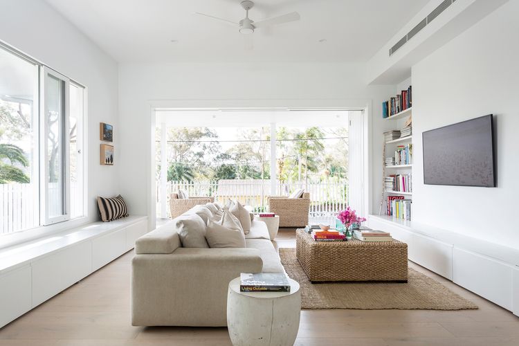 Marbella Beach House by TCC