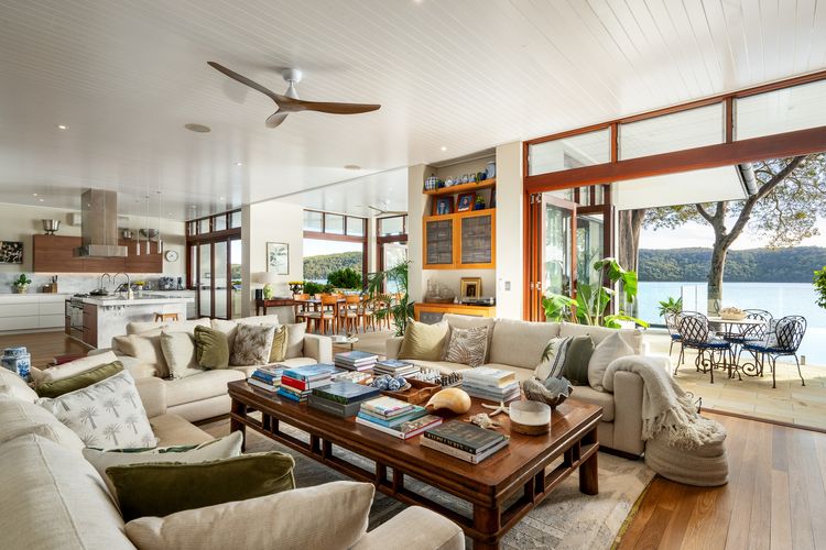 Taylors Point House by TCC