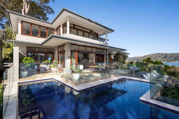 Taylors Point House by TCC