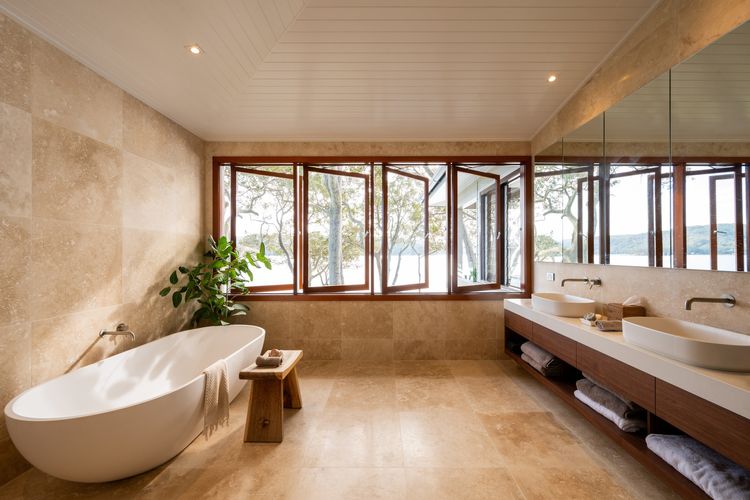 Taylors Point House by TCC