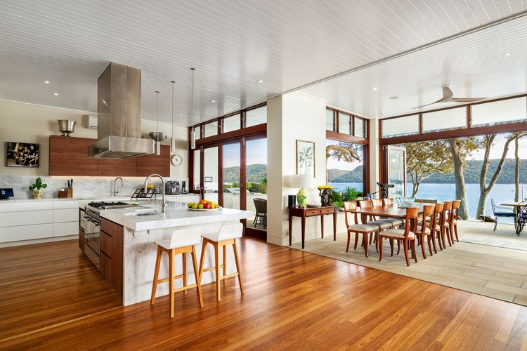 Taylors Point House by TCC