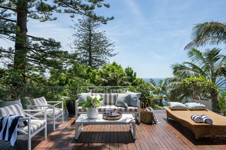 Azzure Whale Beach by TCC