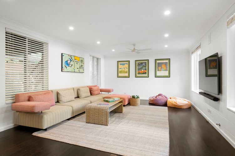 The Serpentine Beach House