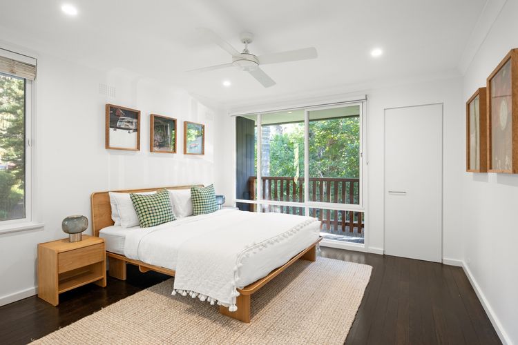 The Serpentine Beach House