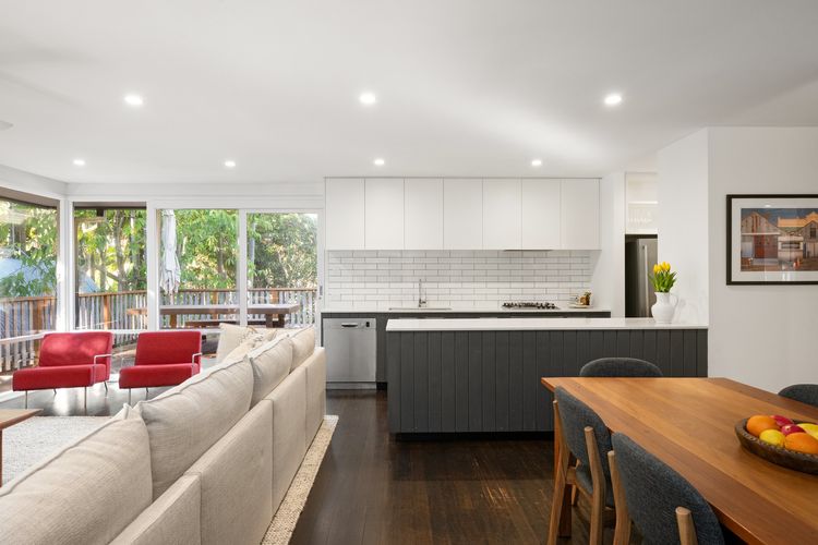 The Serpentine Beach House