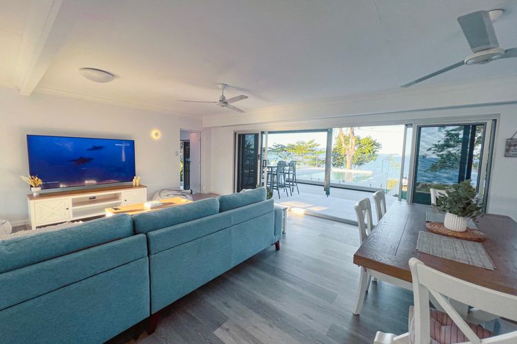 Bella Luna Beach Front Full house