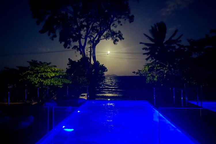 Bella Luna Beach Front Full house