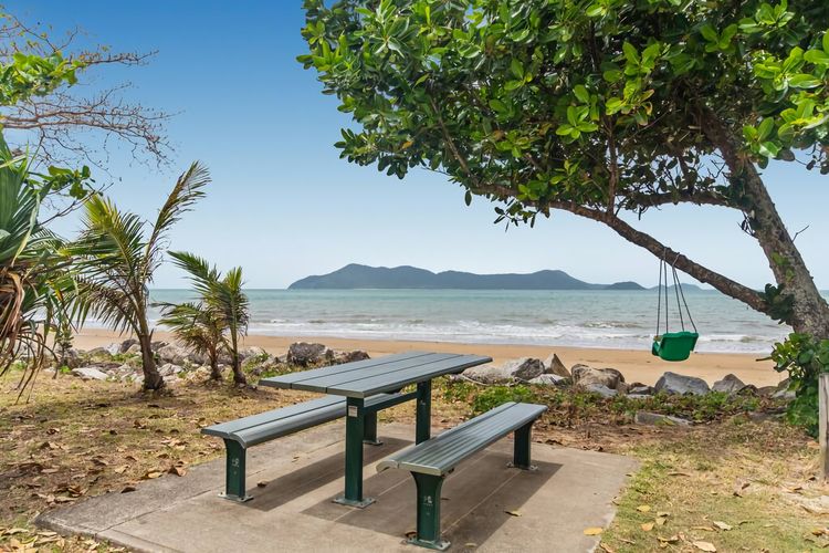 Bella Luna Beach Front Full house