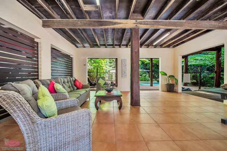 Fern House your serene rainforest retreat