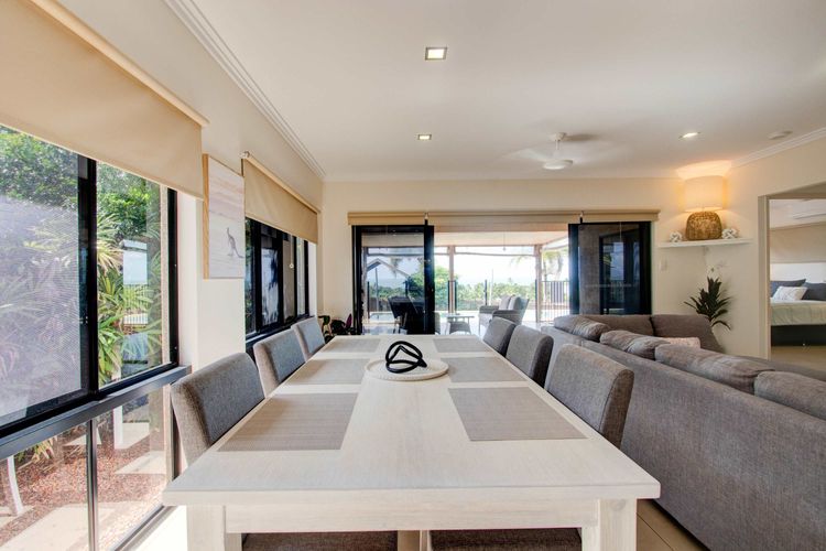 Le Reve Wake up to sunrises and tropical breezes