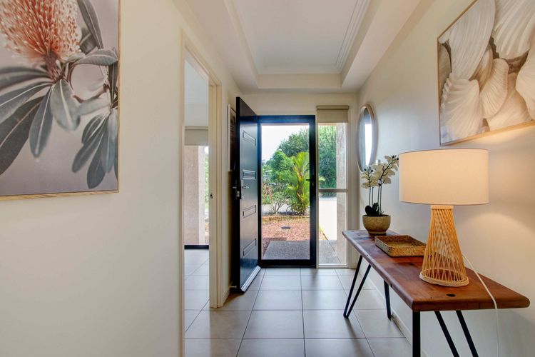Le Reve Wake up to sunrises and tropical breezes