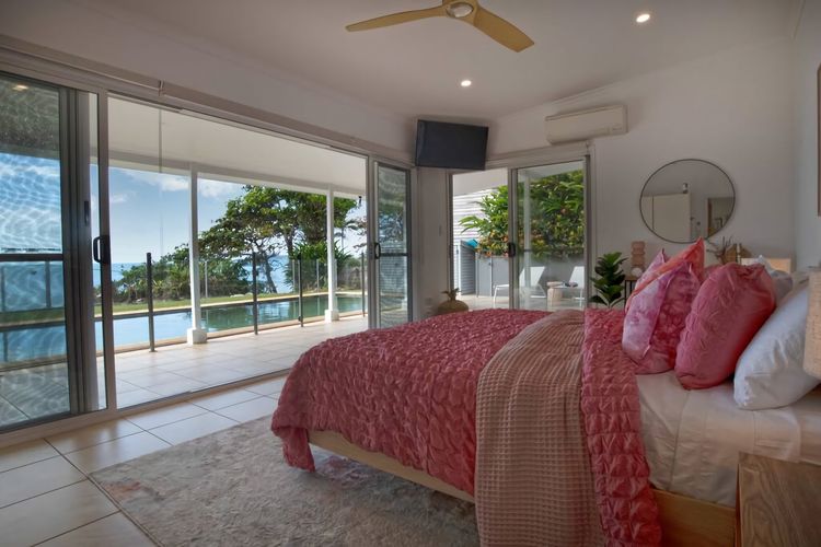 Tide Pool Ocean Front 2 bed