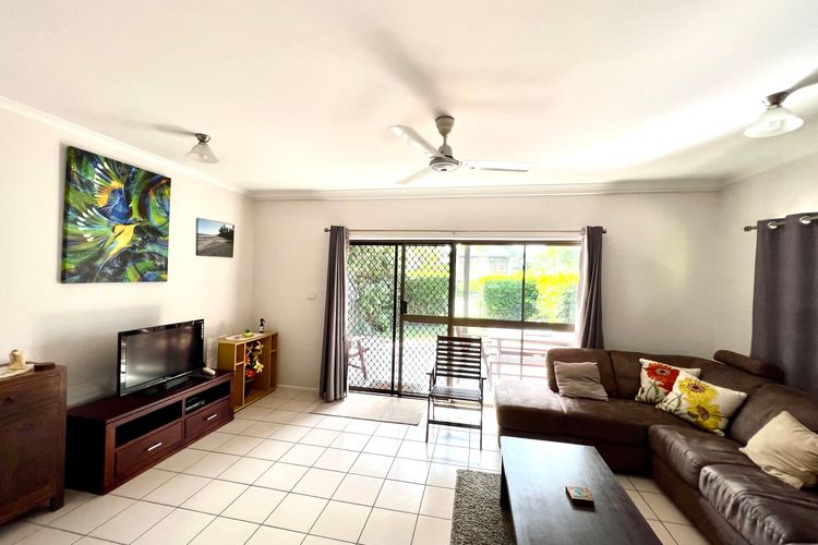 Timana 1 Townhouse Across from the Beach