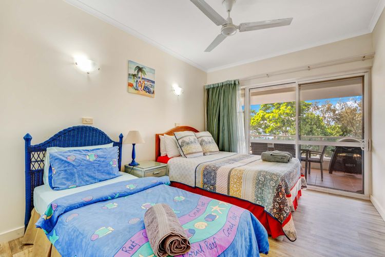 Ulysses 10 Ocean Dunk Island Views