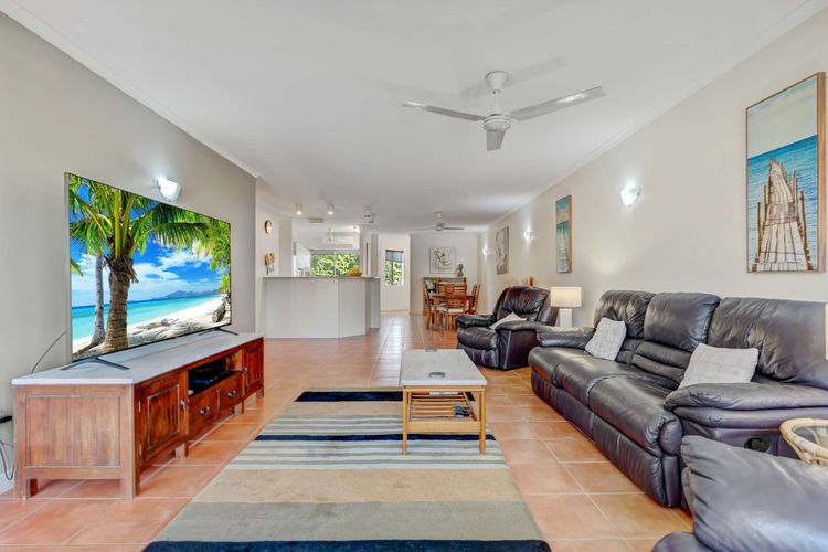 Ulysses 10 Ocean Dunk Island Views