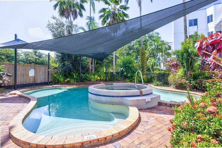 Ulysses 2 Beach front Apartment