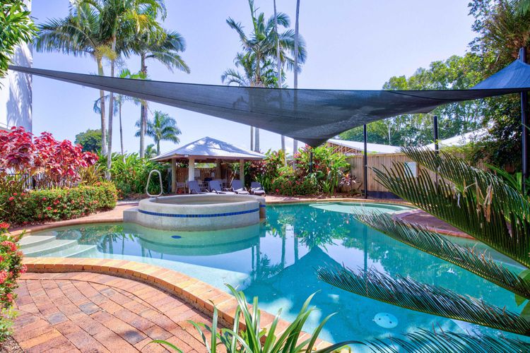 Ulysses 2 Beach front Apartment
