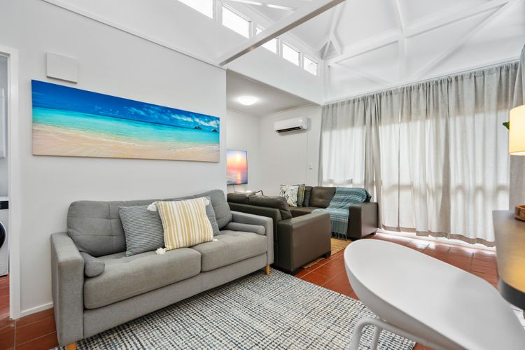 Coconut Beach Retreat
