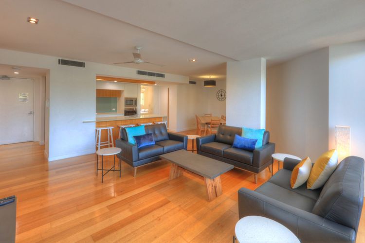 Maggies Beachfront Apt. 8