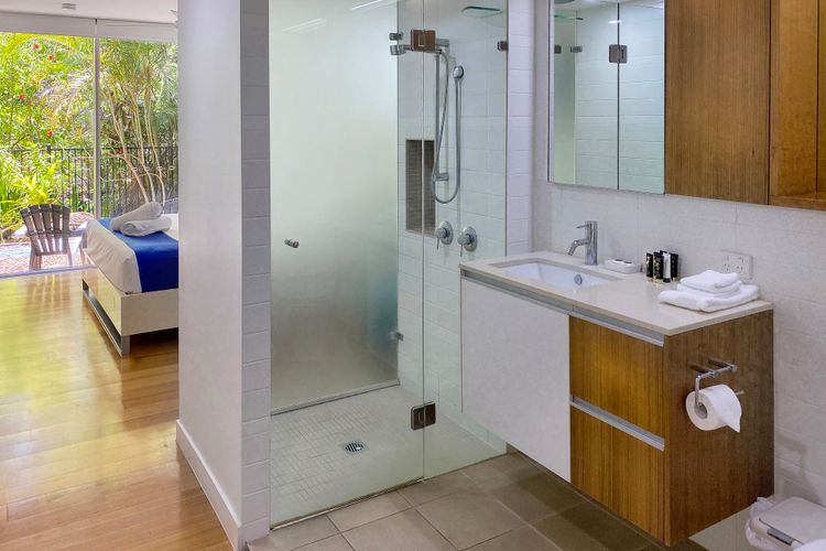 Maggies Beachfront Apt. 9