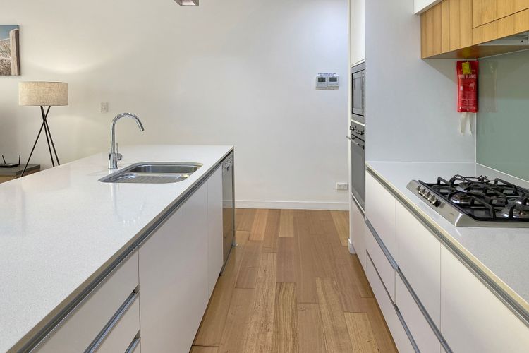 Maggies Beachfront Apt. 9