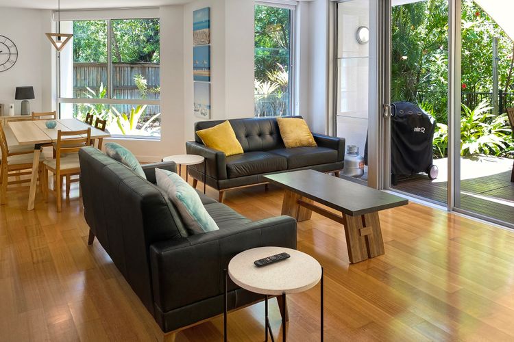 Maggies Beachfront Apt. 9