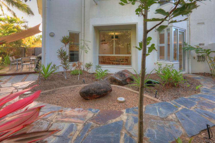 Maggies Beachfront Apt. 9