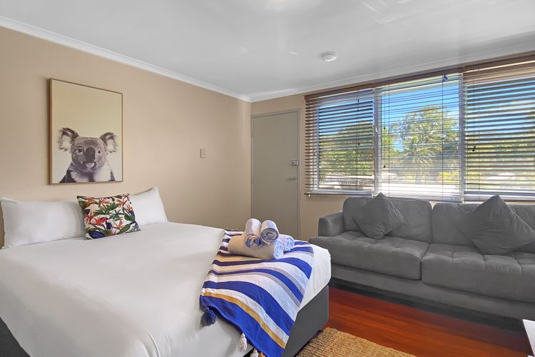 Picnic Bay Apartments Unit 4