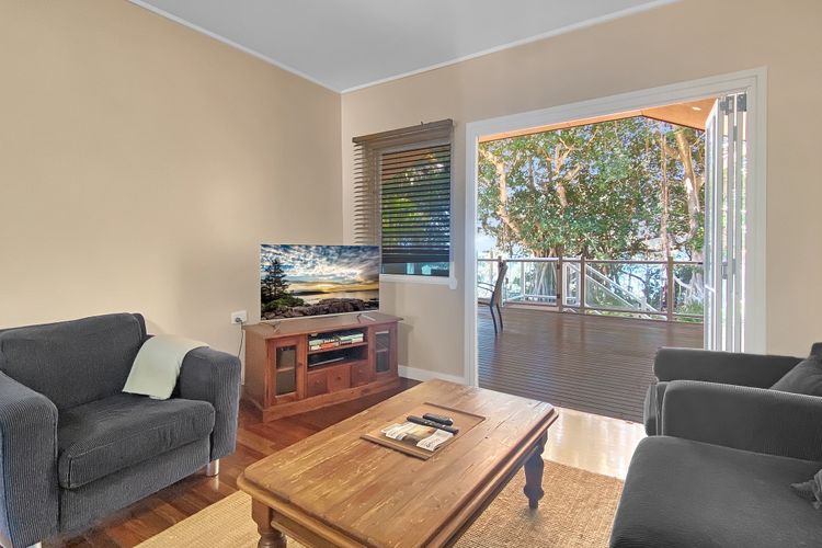 Picnic Bay Apartments Unit 4