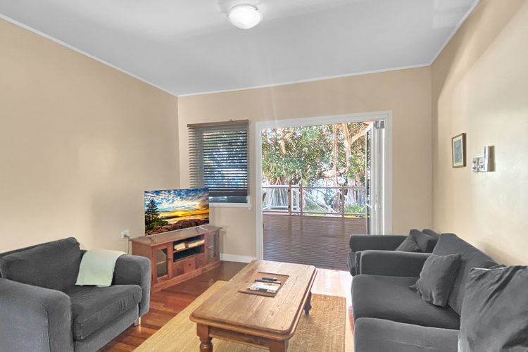 Picnic Bay Apartments Unit 4