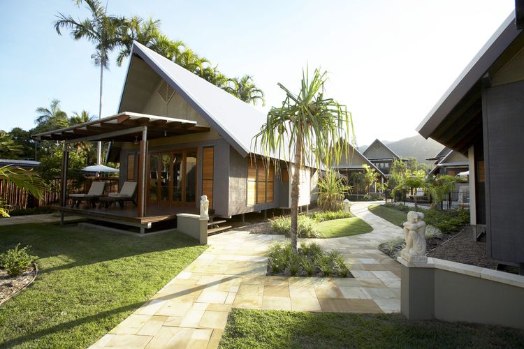 Pure Magnetic Villa 1