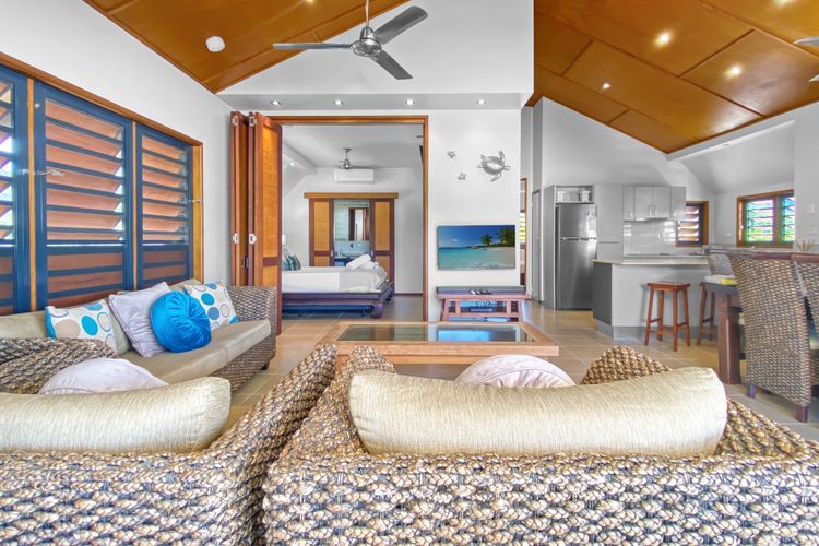 Pure Magnetic Villa 10