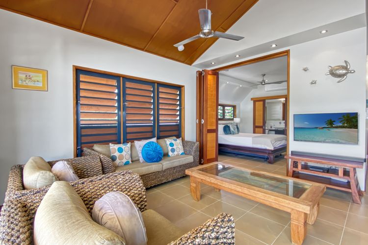 Pure Magnetic Villa 10