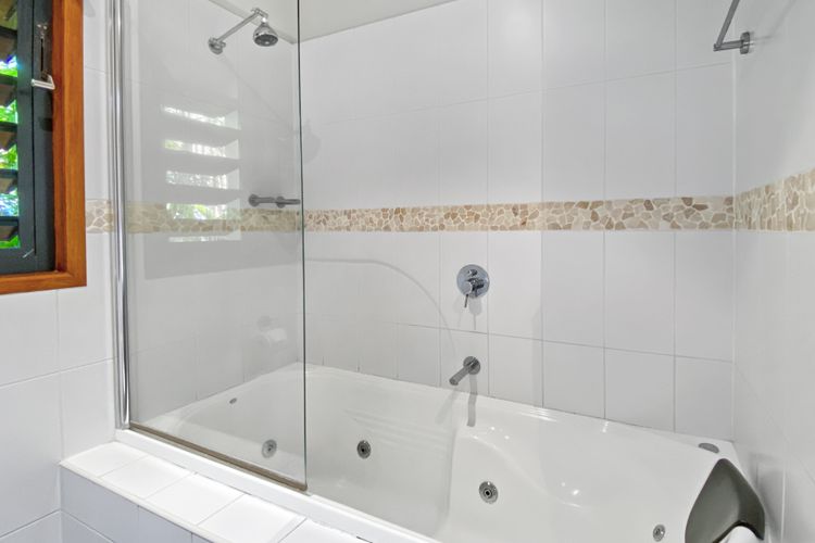 Pure Magnetic Villa 4