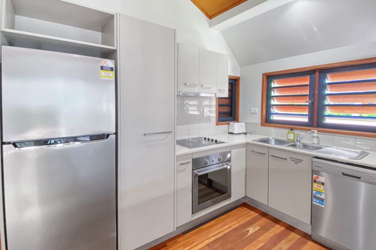 Pure Magnetic Villa 4