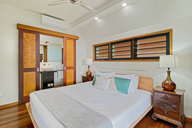 Pure Magnetic Villa 5