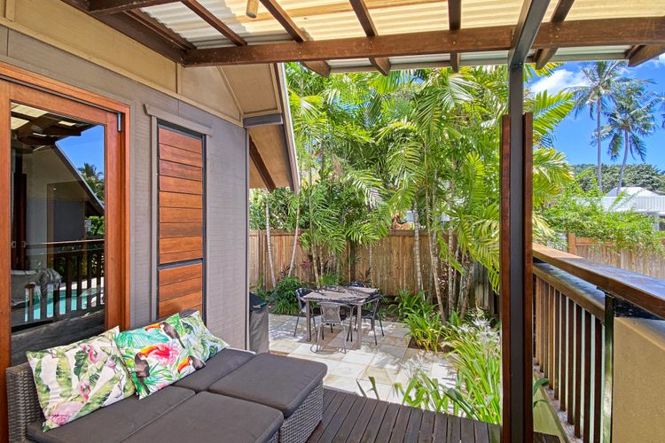 Pure Magnetic Villa 5