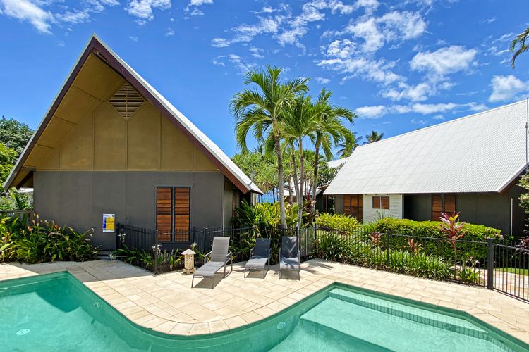 Pure Magnetic Villa 5