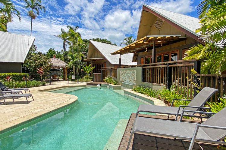 Pure Magnetic Villa 5