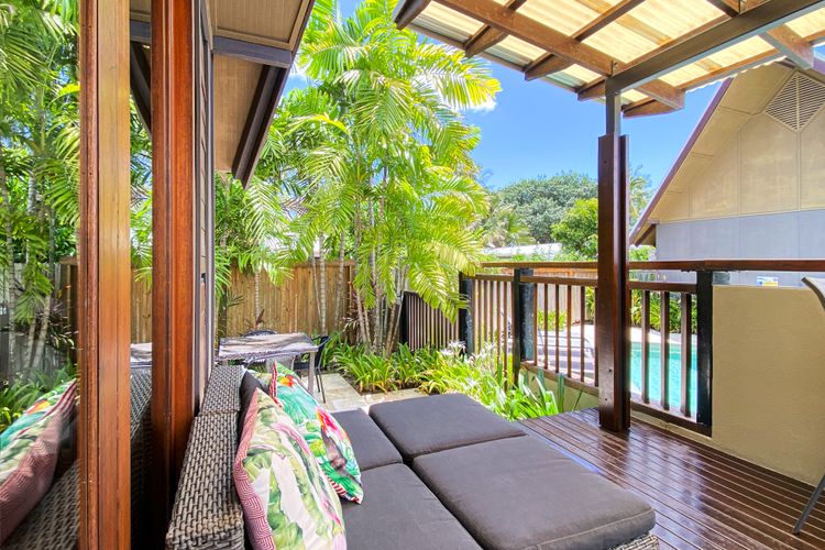 Pure Magnetic Villa 5