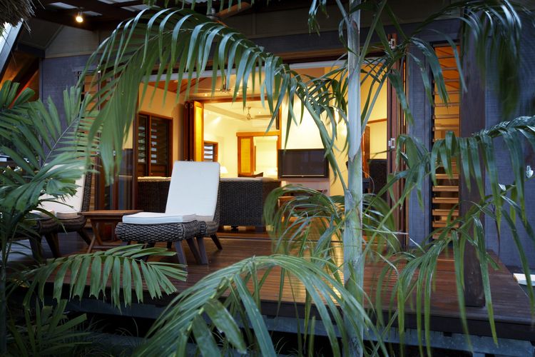 Pure Magnetic Villa 8