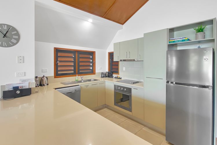 Pure Magnetic Villa 9